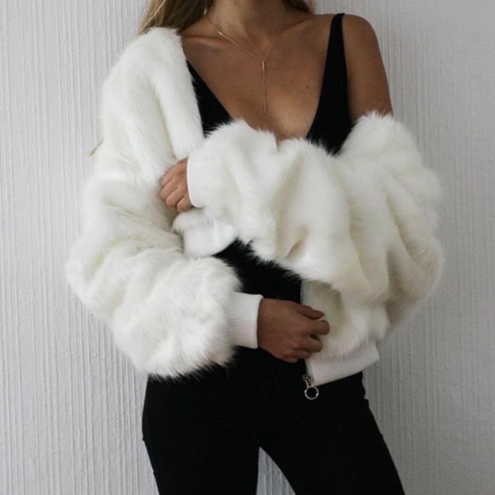 Fiona Brandy Melville fur coat